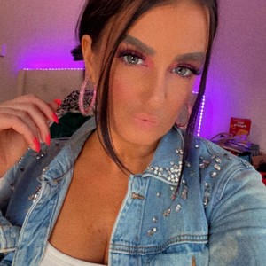 Khloee avatar