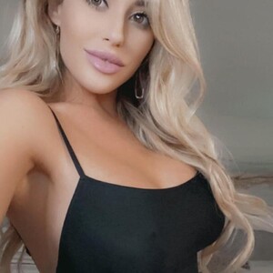 Queen_bambii avatar