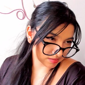 Maki_Adams