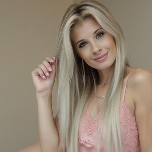 KristineLips