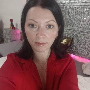 EvaBarbiGold