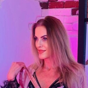 Naomiamora avatar
