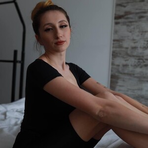 Ashley_Ros