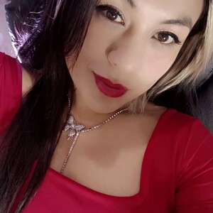 Charlotte_10 avatar