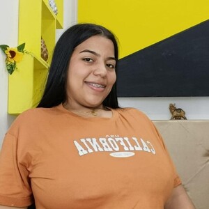 Adriana2307