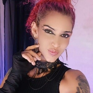 Agatha_t