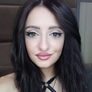 JoelleApril