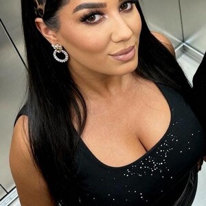 Juliacoral avatar
