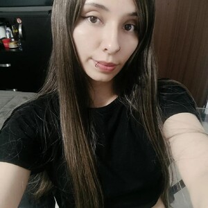 Alice_0120 avatar