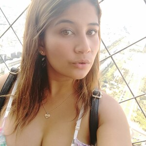 Scarlettcutte