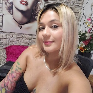 Sluttyanny avatar