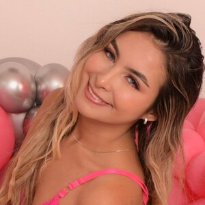 Bella1207 avatar