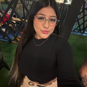 Megann_up