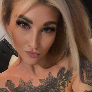 Bmbshlxbaddie avatar