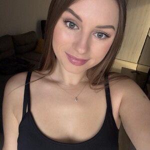 Mia_bloomy