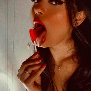 Rousebenett27 avatar