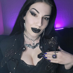 Iron_rose avatar