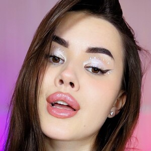 Dora_autumn_