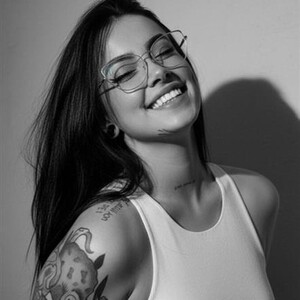 Isa_Maiden