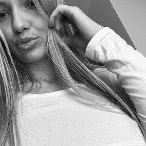 S3xyblond3e avatar
