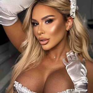 Selenadavies avatar