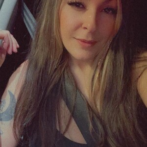 Violetskyesxx avatar
