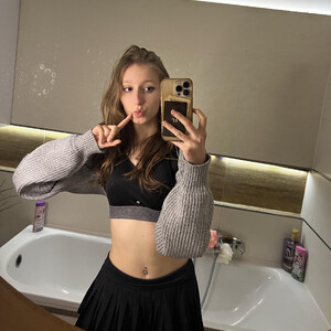 Sw33t_g1rl avatar