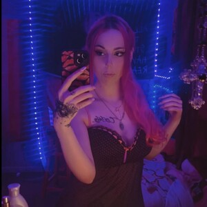 BratAngelica
