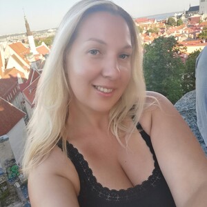 Ex_Blondie