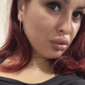 Ahotsweets avatar