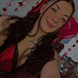 Anne_lennon_
