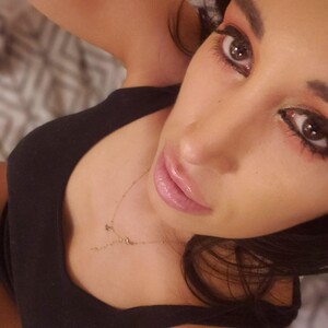 Jaslene_25