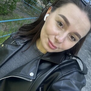 Dina_Bell