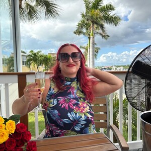 CURVYMILF46