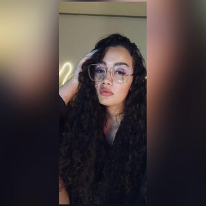 Hi_curly avatar