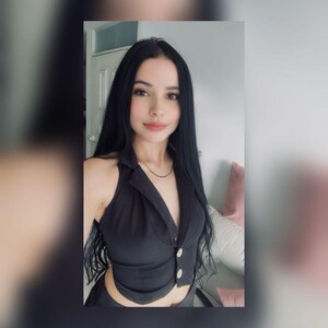 Melanyrouse_