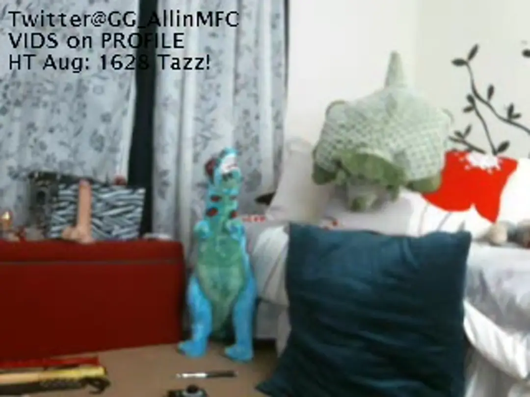 Cricket__ show preview