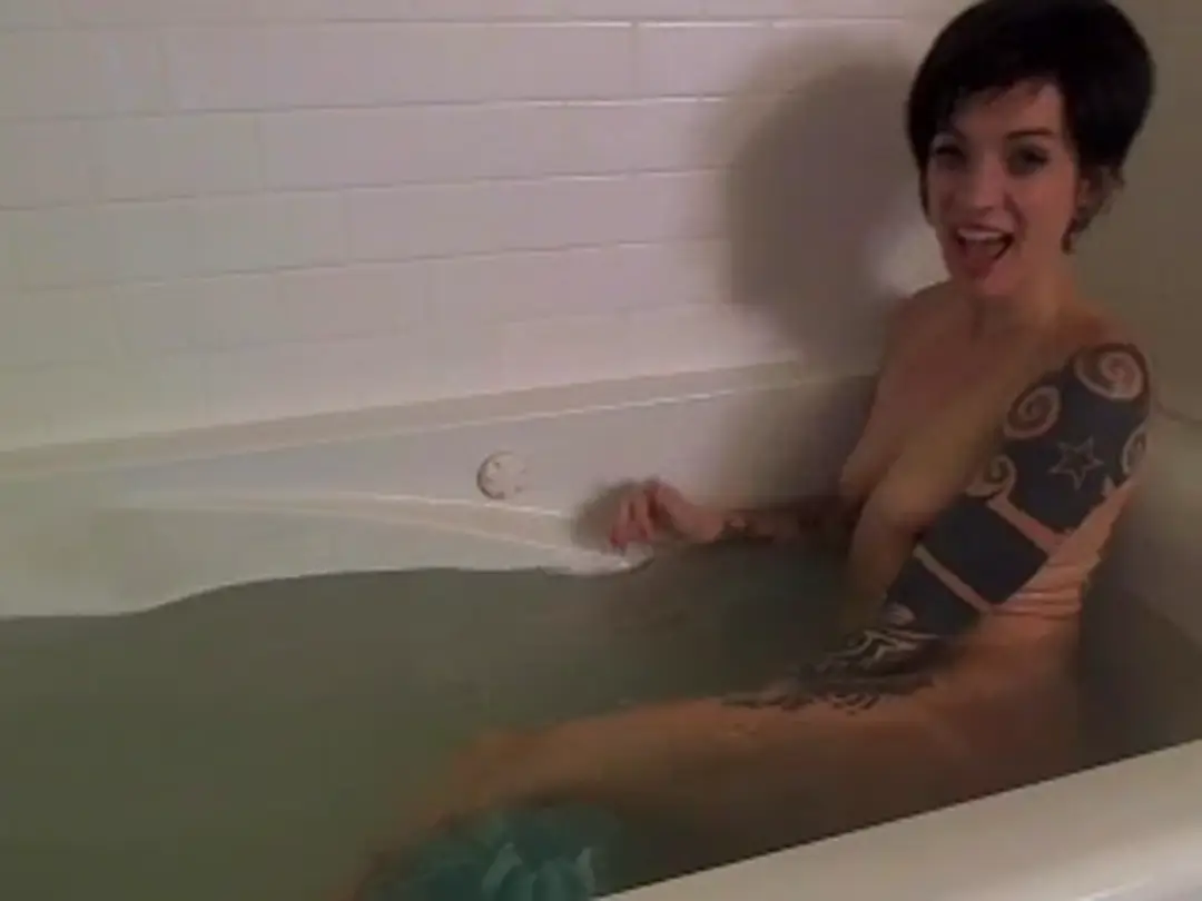 LoveScarlett show preview