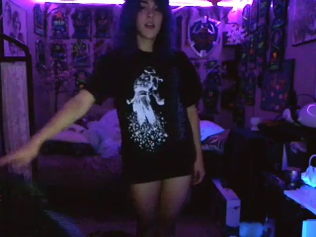 CamgirlEXE show preview