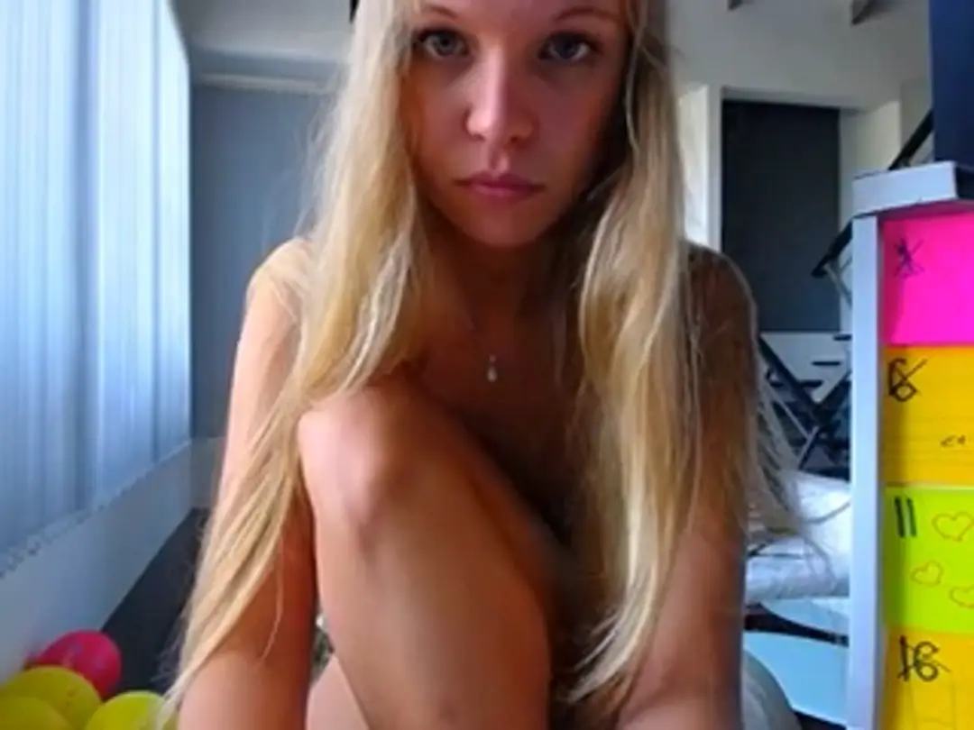 CuteDoll1995 show preview