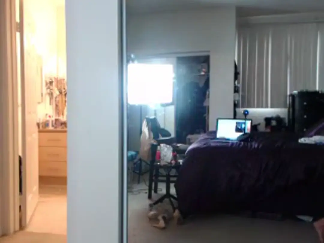 Christy_Love show preview