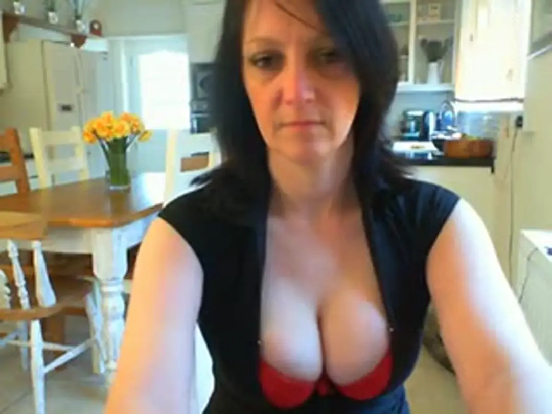 LucyLondon show preview