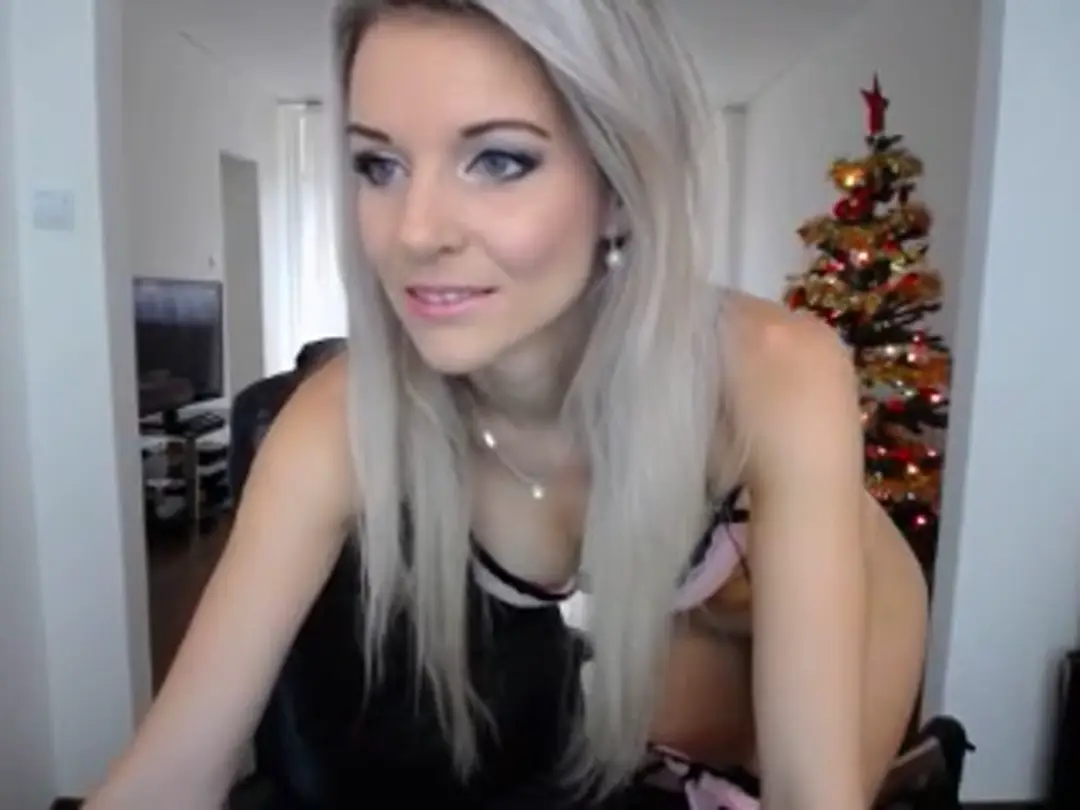 LauraSins video #65686