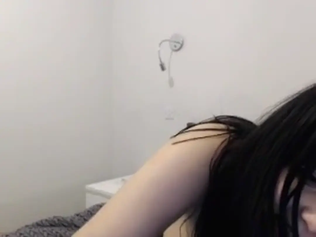 FenellaFox show preview