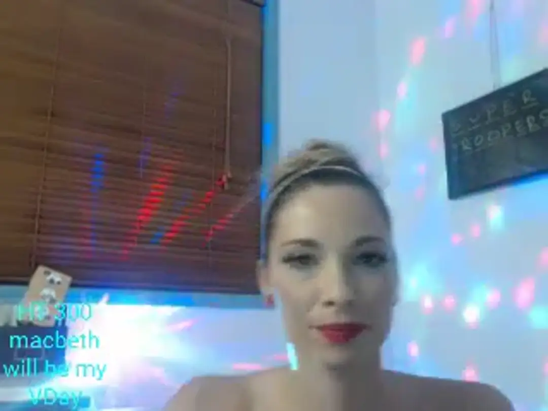 EliseRivers show preview