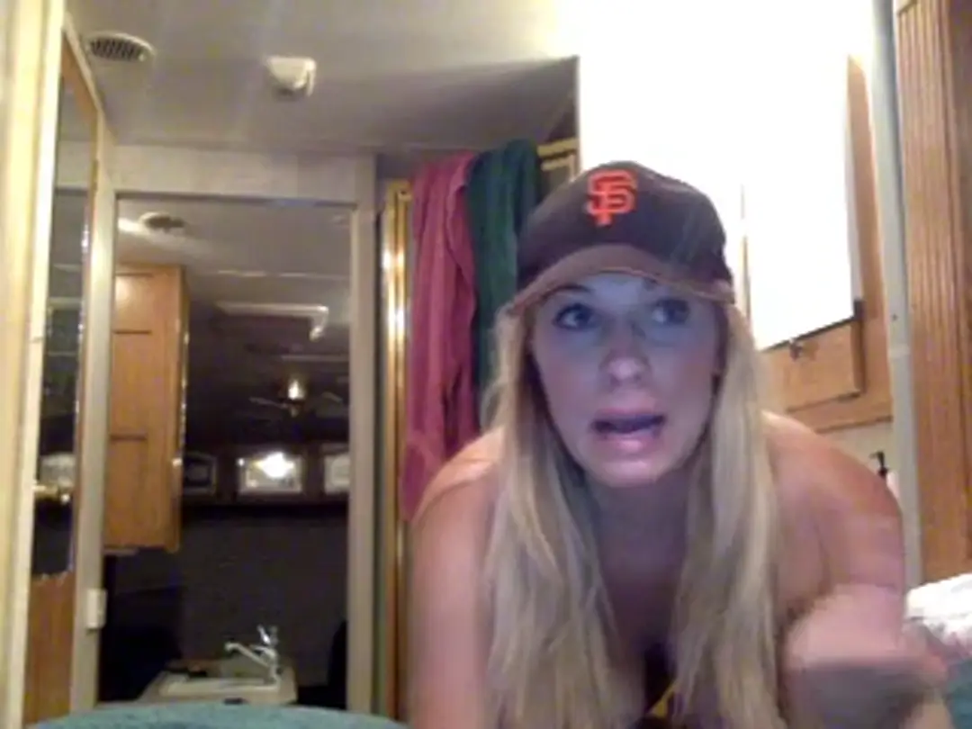 Dallaslove32 show preview