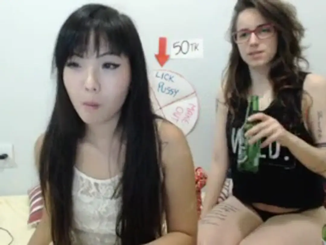 Cutelesbians show preview