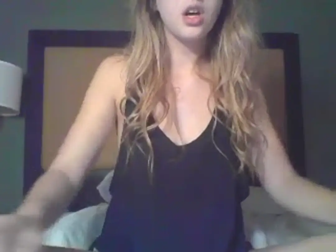 MackenzieAnn show preview