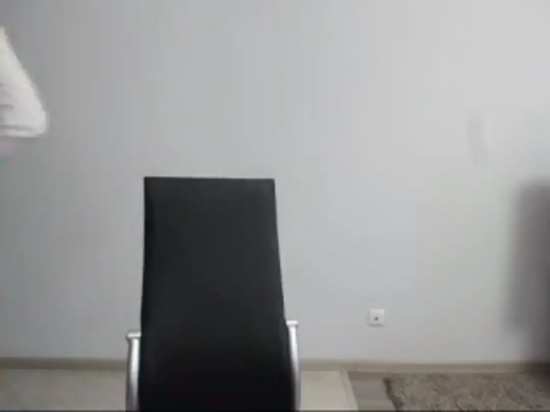 AvrilDollX show preview