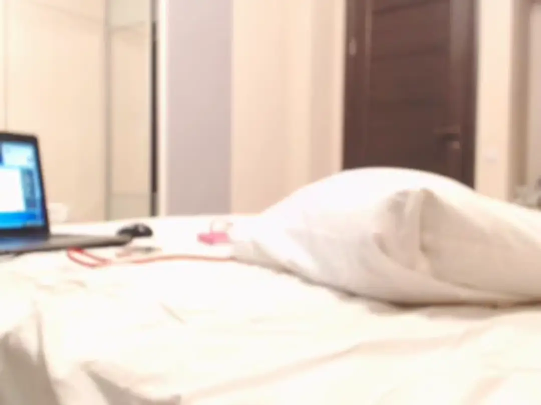 BestBlondeMFC show preview